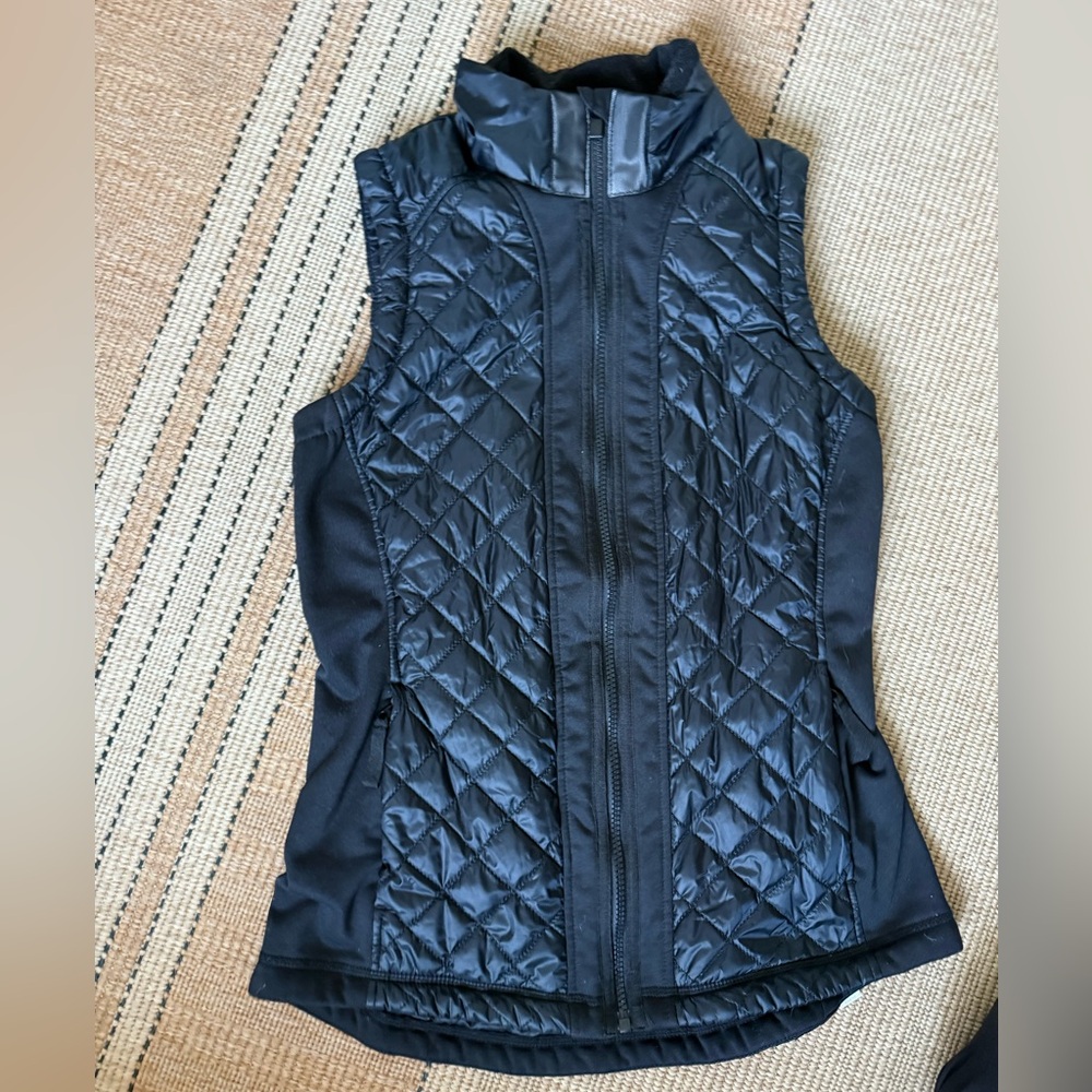 Athleta Rock Springs Vest, small, Black